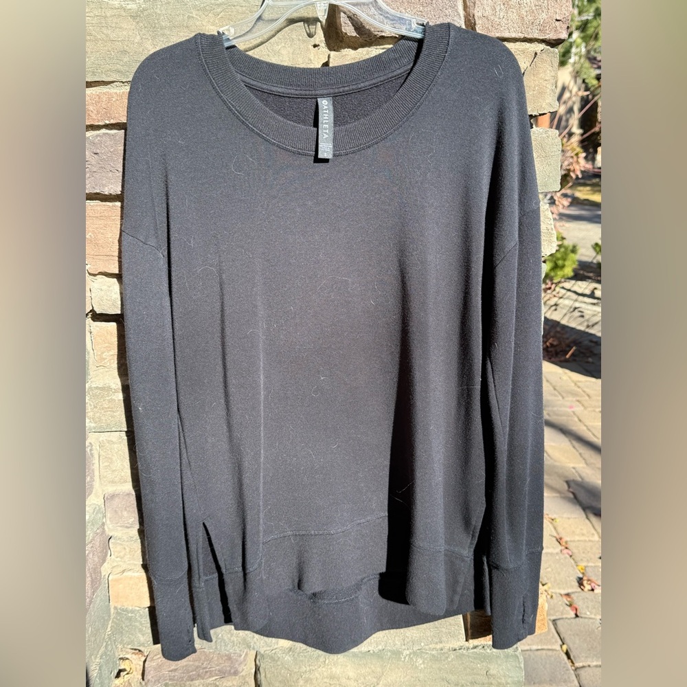 Athleta Charcoal Long Sleeve Top